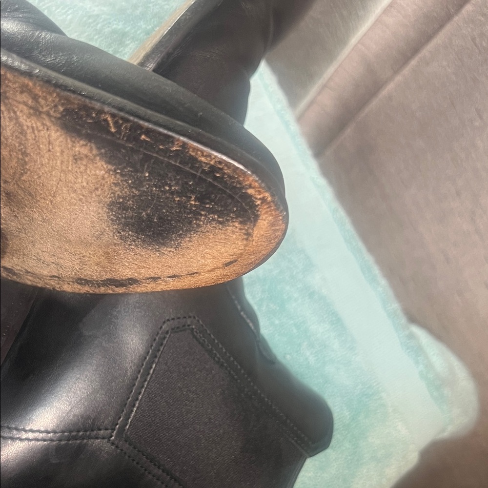 Boss Hugo Classic Black Leather Chelsea Boots w/ side engraved buckles Sz 9 1/2 - Picture 14 of 16